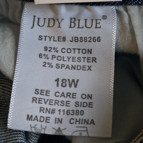 NWT Judy Blue Women's Acid Wash Destroyed Skinny Ankle Raw Hem, Size 18W - Picture 5 of 10